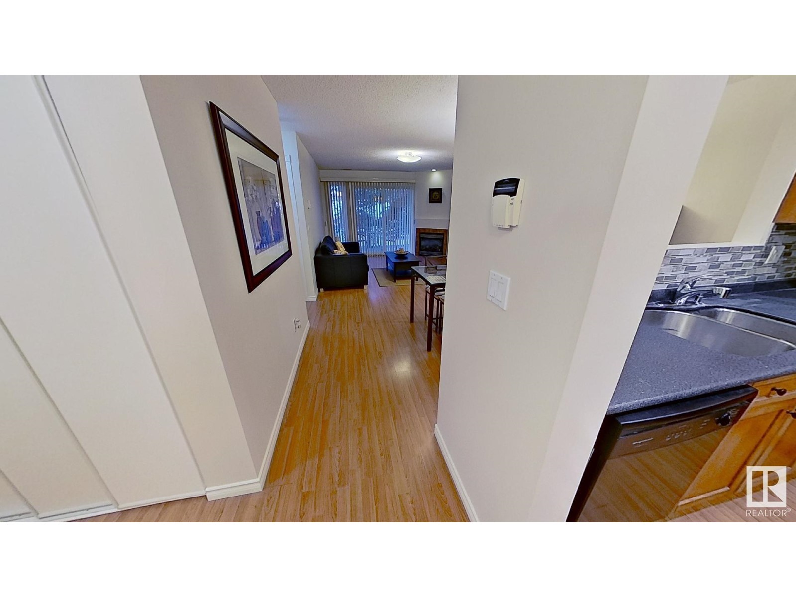 #119 12110 106 AV NW NW - 20