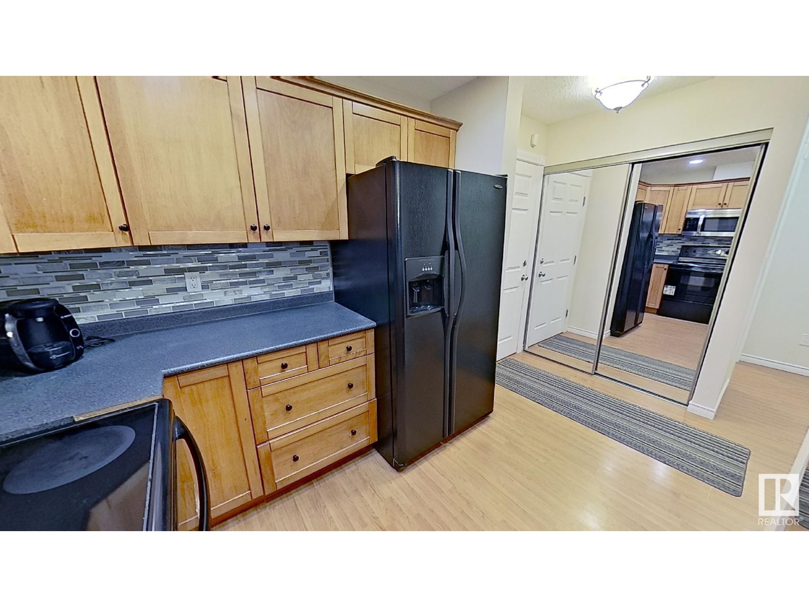 #119 12110 106 AV NW NW - 5