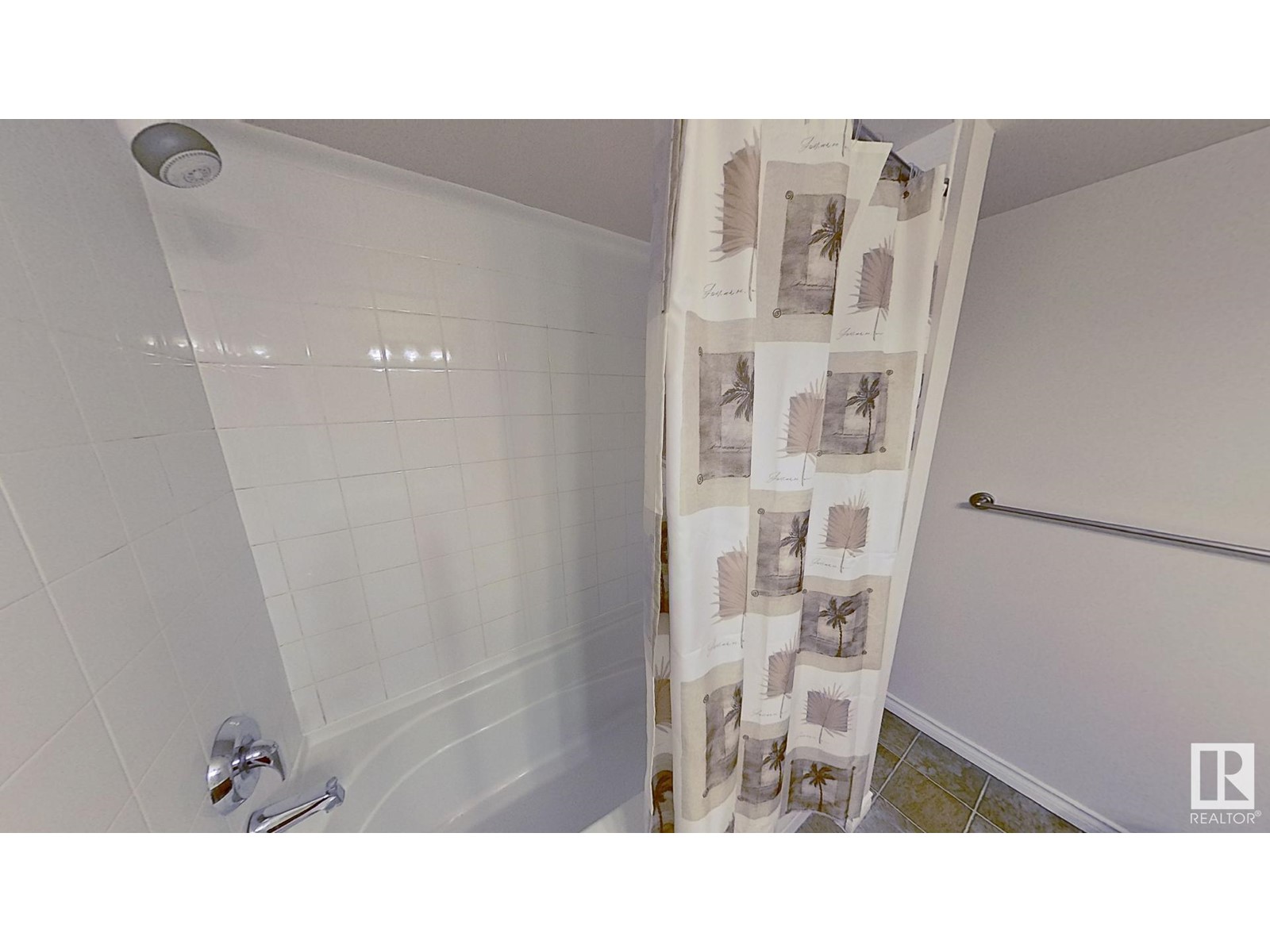#119 12110 106 AV NW NW - 16
