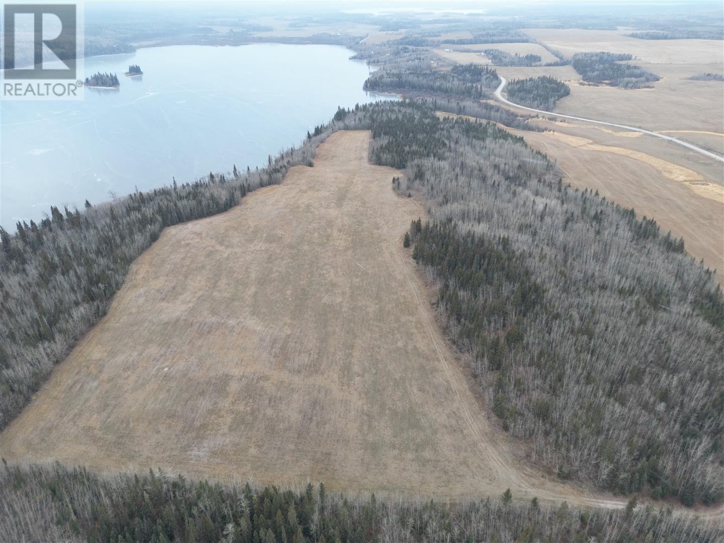 8997 SINKUT LAKE ROAD, Vanderhoof