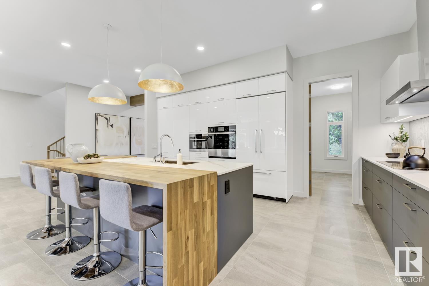 6619 123 ST NW NW, Edmonton