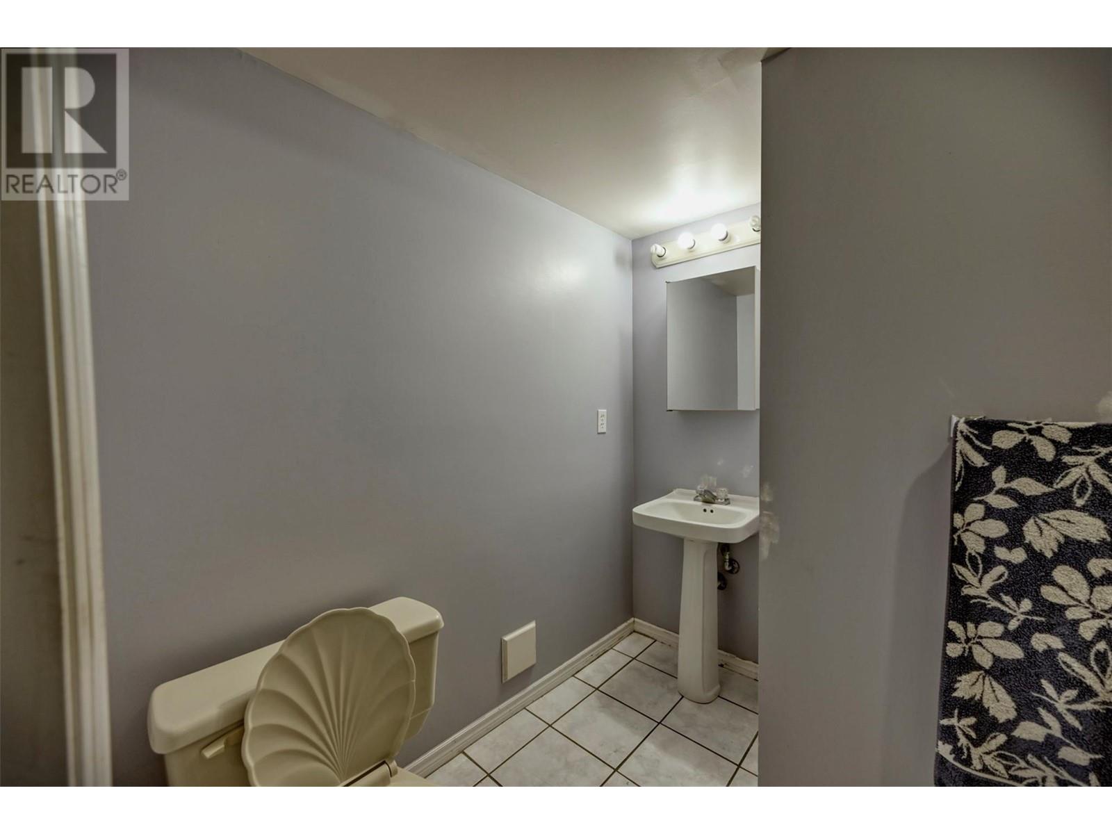 4805 Oleander Drive Unit# 1, Osoyoos