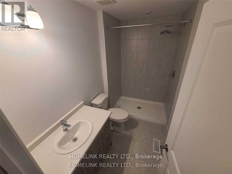 Photo 8 of 121 61 Soho Street, Hamilton ON