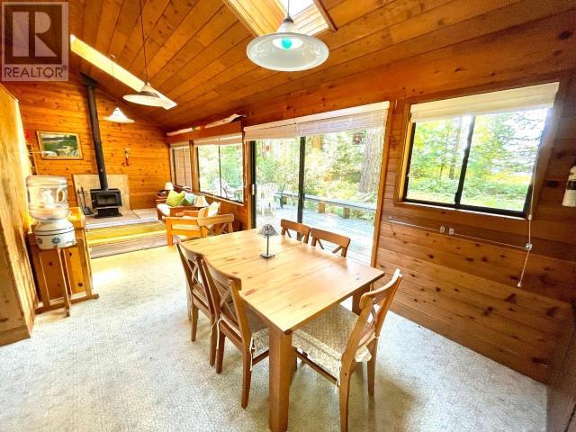 963 SPILSBURY DRIVE, Savary Island