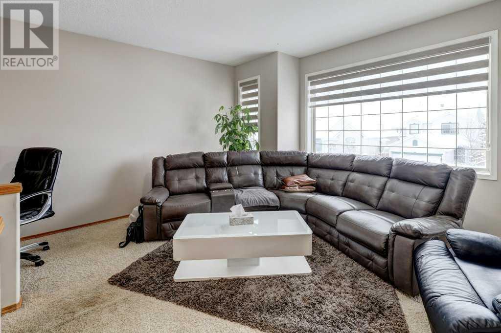 Single Family House for Sale in  San Fernando Place NE Monterey Park Calgary 