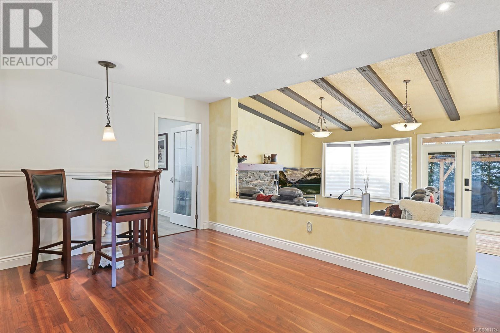 1522 Admiral Tryon Blvd, Parksville real estate listing 981124