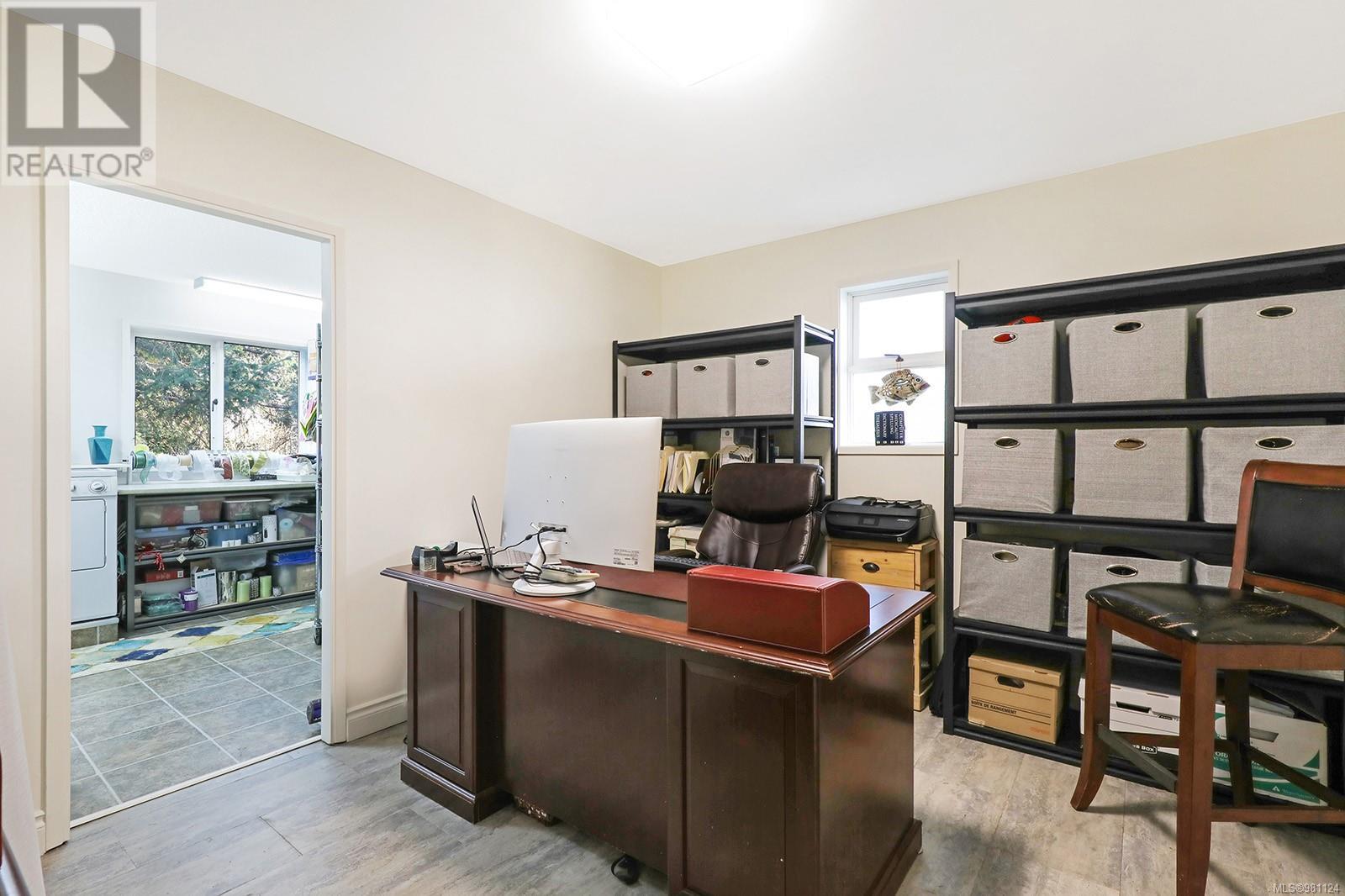 1522 Admiral Tryon Blvd, Parksville real estate listing 981124