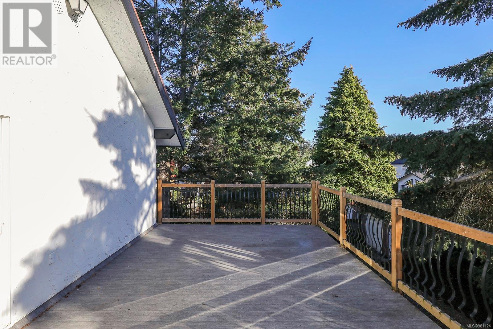 1522 Admiral Tryon Blvd, Parksville real estate listing 981124