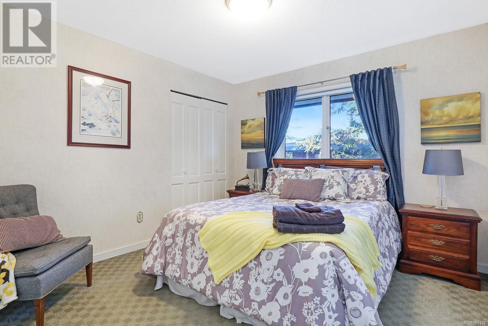 1522 Admiral Tryon Blvd, Parksville real estate listing 981124