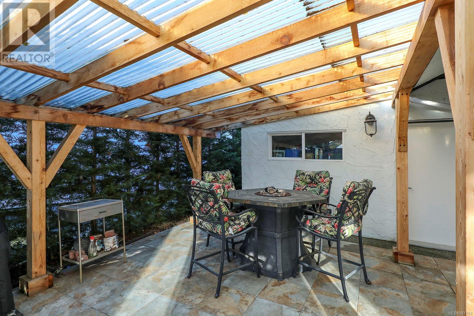 1522 Admiral Tryon Blvd, Parksville real estate listing 981124