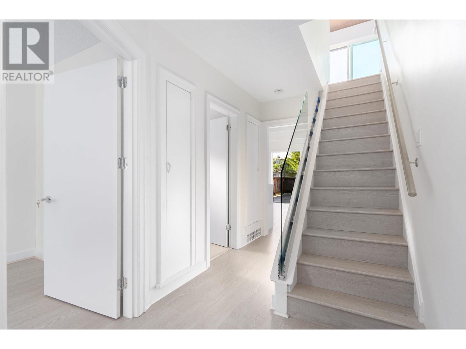Photo 14 of 3727 W 20th Avenue, Vancouver BC