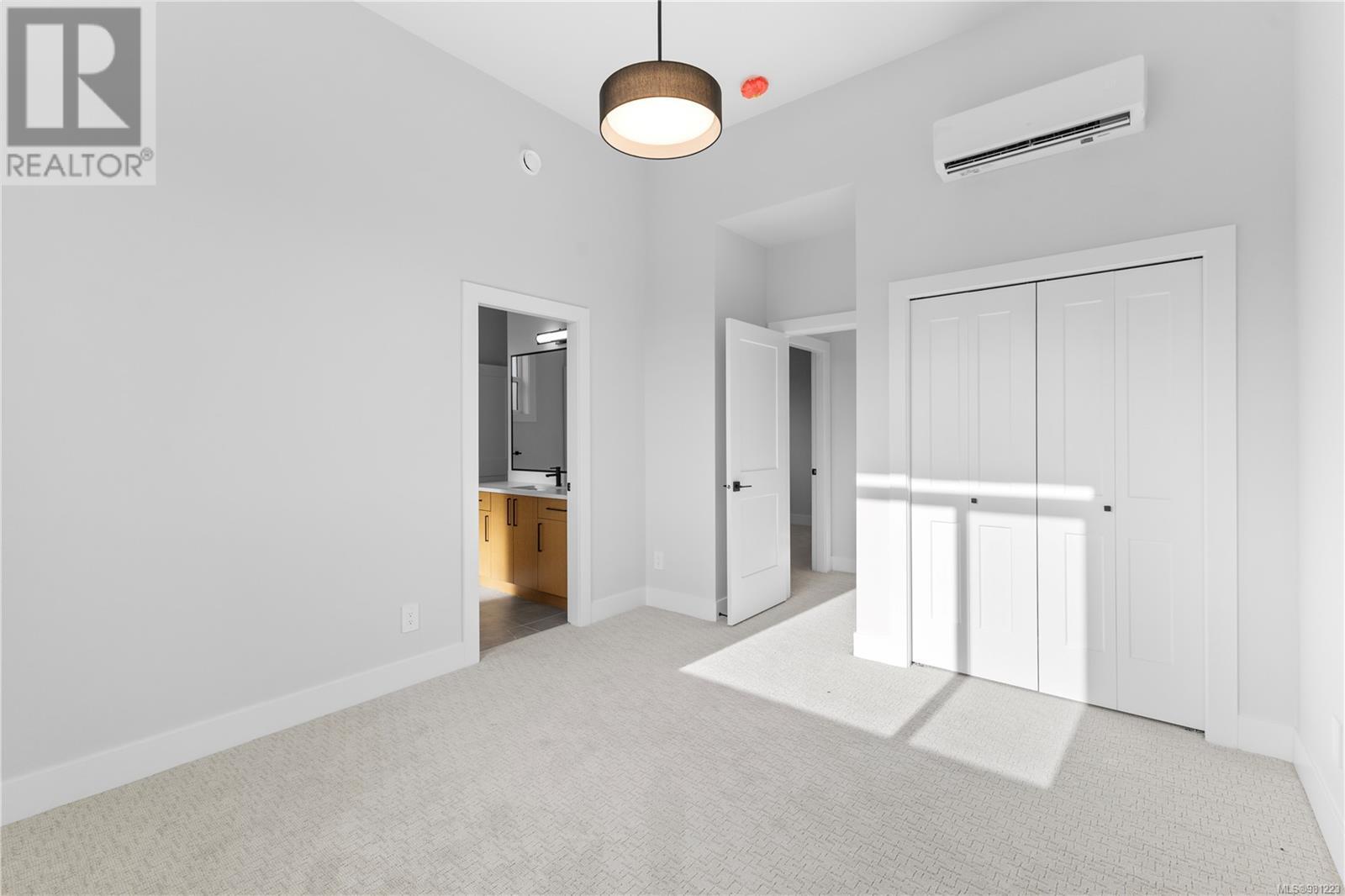 1406 Sandstone Lane, Langford real estate listing 981223