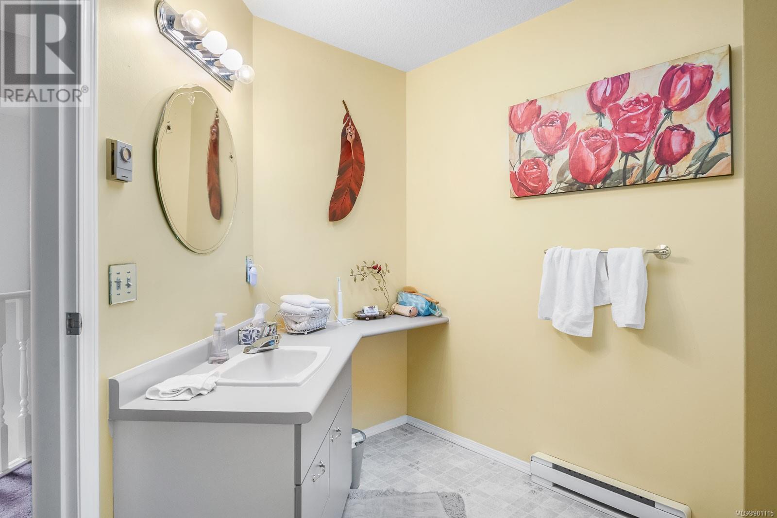 2974 Haslam Rd, Nanaimo real estate listing 981115