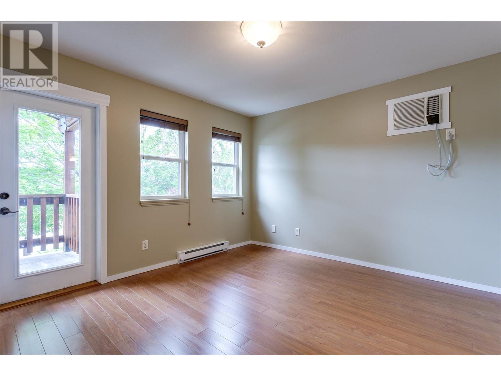 860 Glenwood Avenue, Kelowna