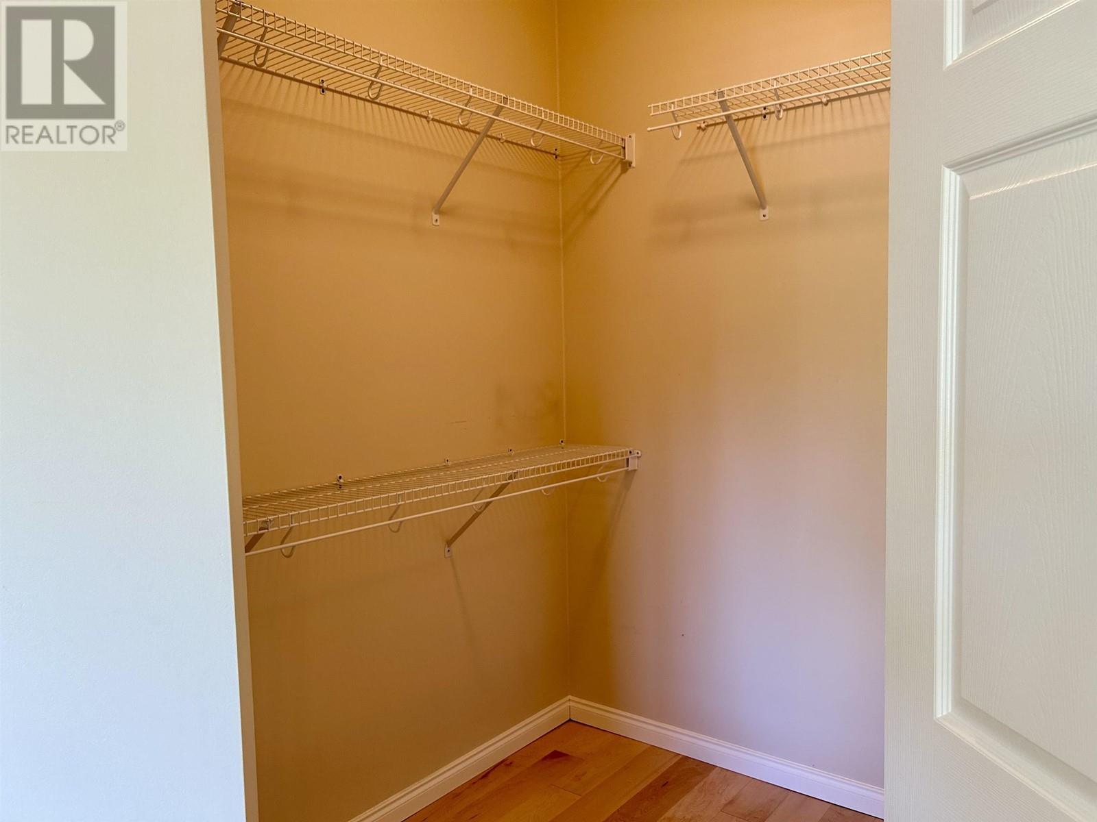 225 3098 GUILDFORD WAY, Coquitlam