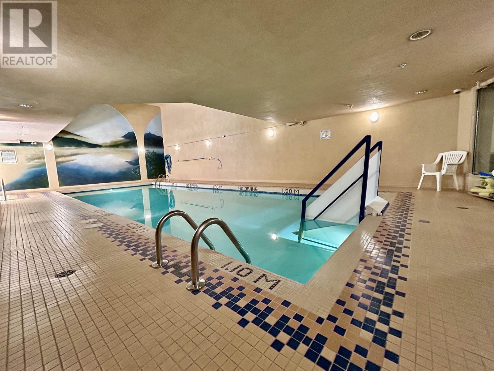 225 3098 GUILDFORD WAY, Coquitlam