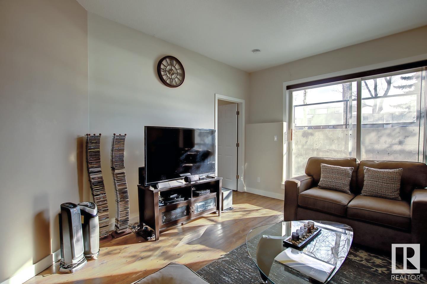 #102 10905 109 ST NW, Edmonton