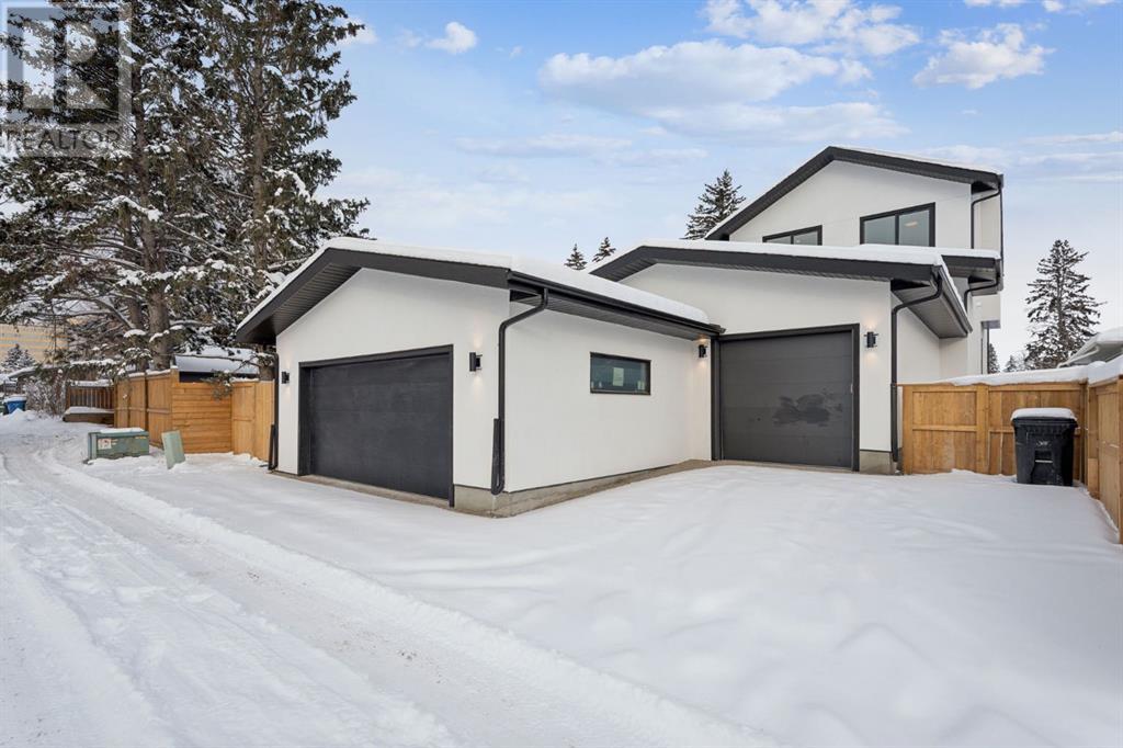 Single Family House for Sale in   Avenue NW St Andrews Heights Calgary 