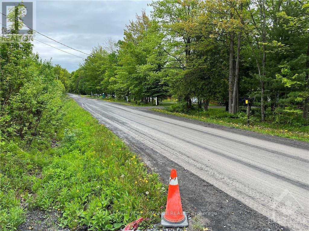 Photo 6 of B 390 Ramage Road, Clarencerockland ON