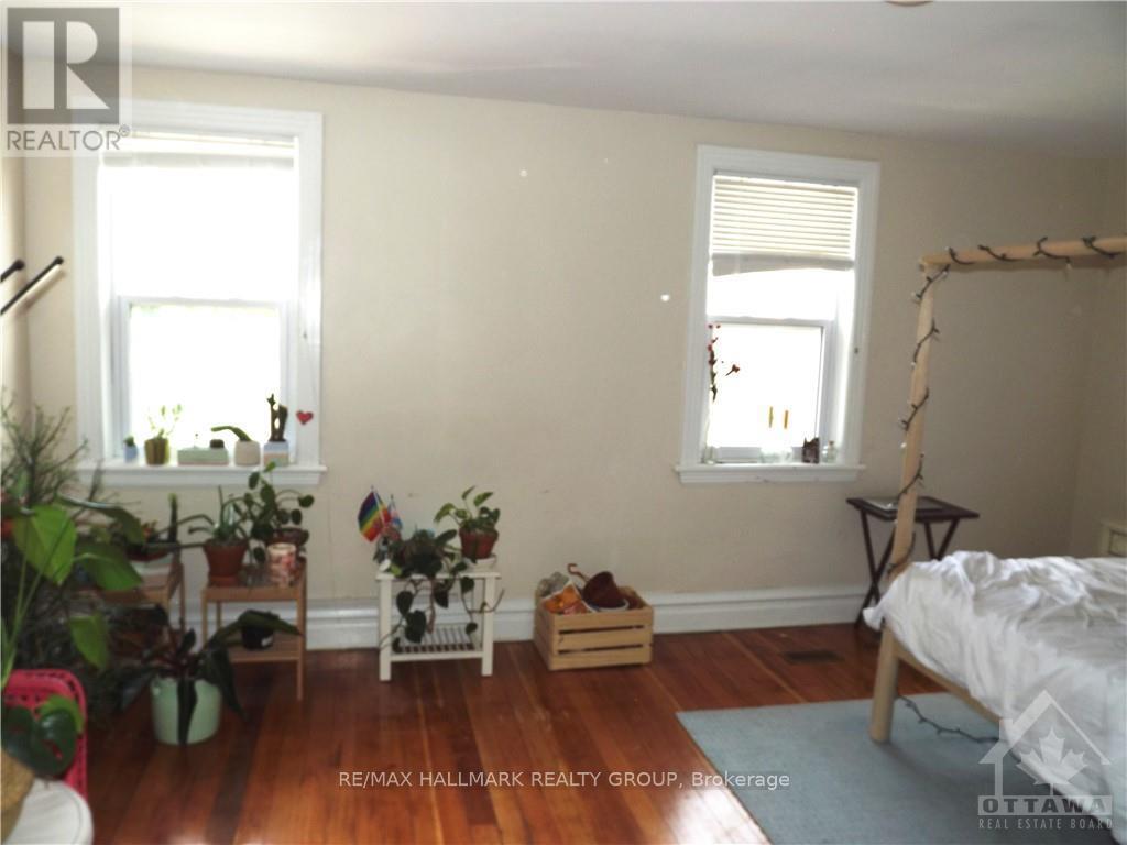 Photo 22 of 260 262 264 Bronson Avenue, Ottawa ON