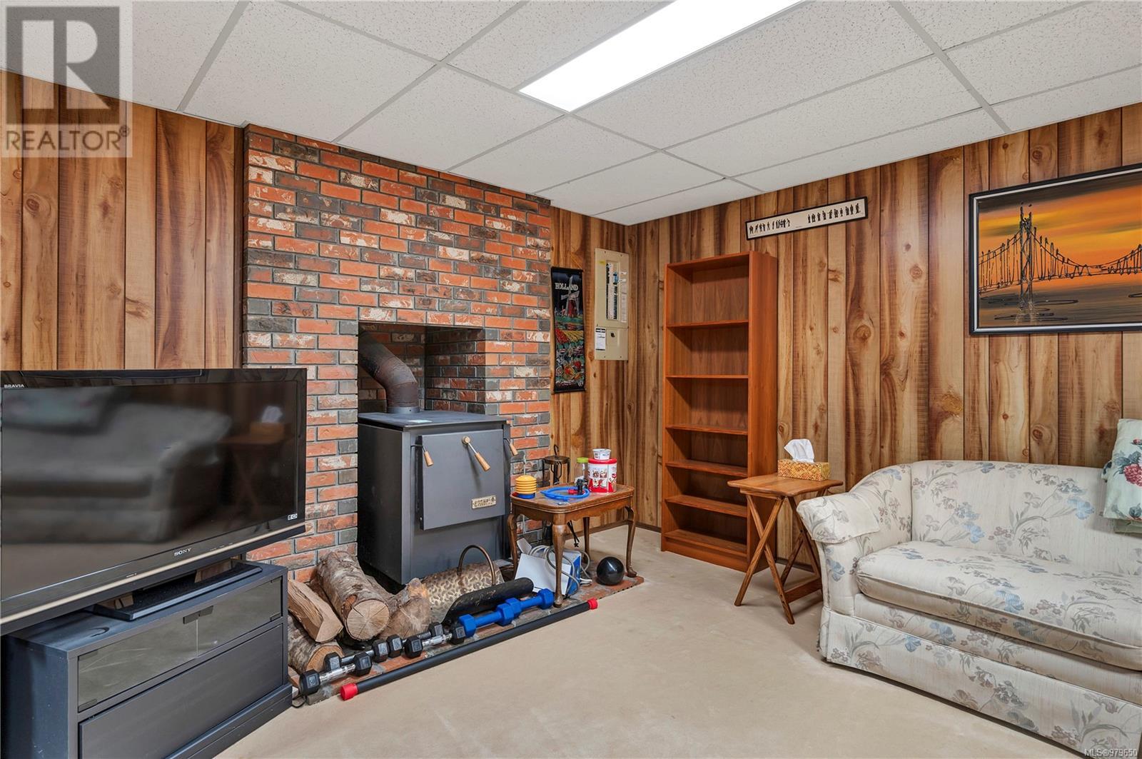 2926 Island Hwy S, Campbell River real estate listing 979650