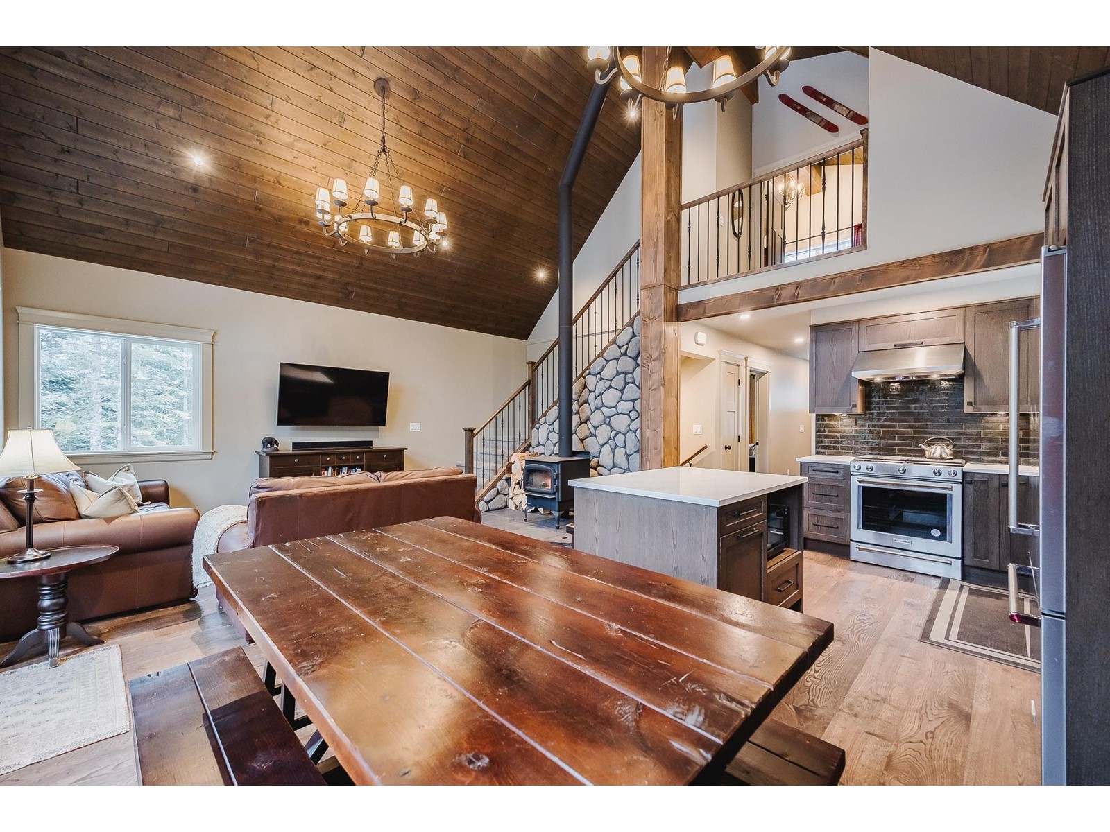 20788 EDELWEISS DRIVE, Mission real estate listing R2947088
