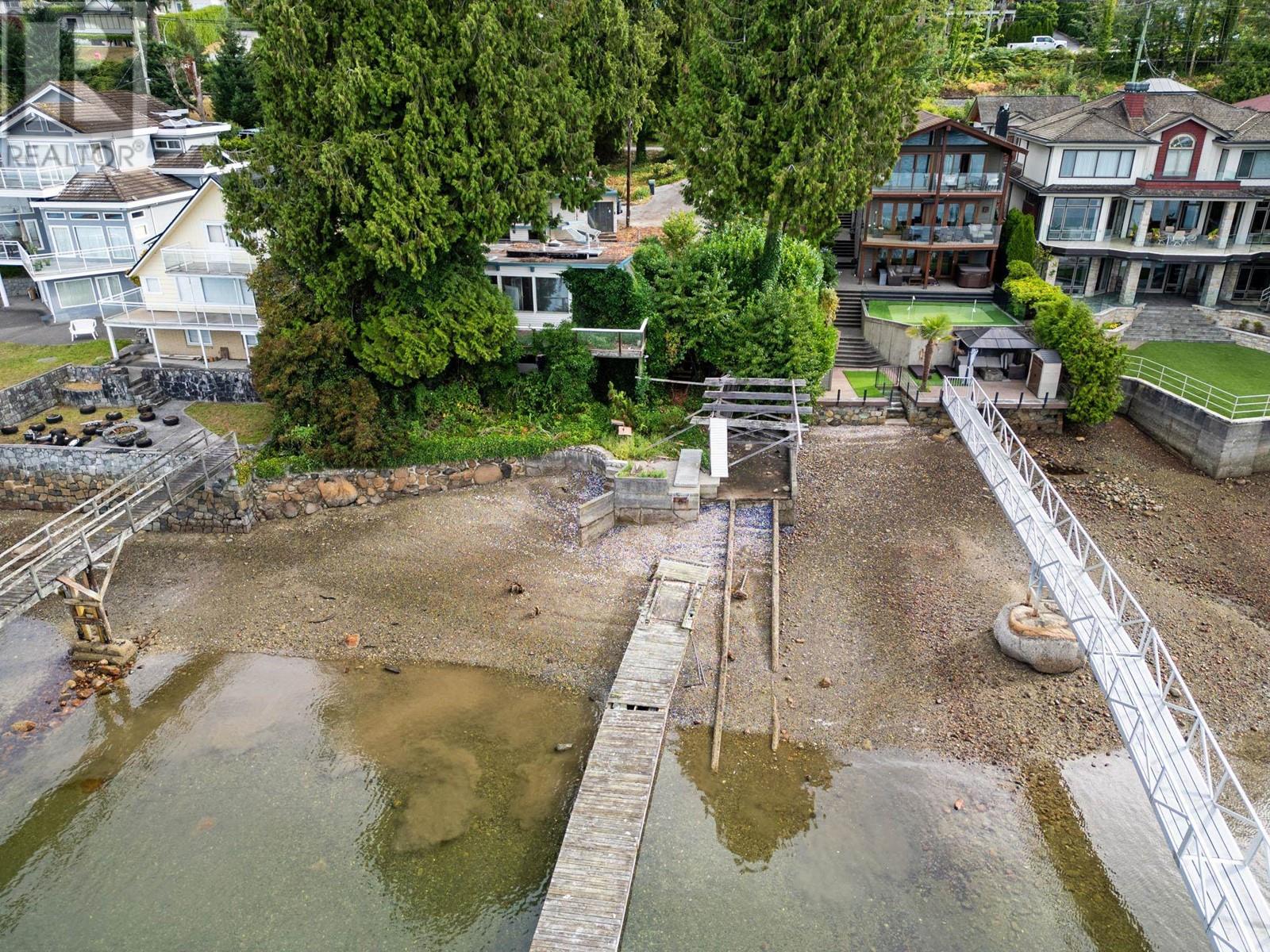 860 ALDERSIDE ROAD, Port Moody real estate listing R2946203
