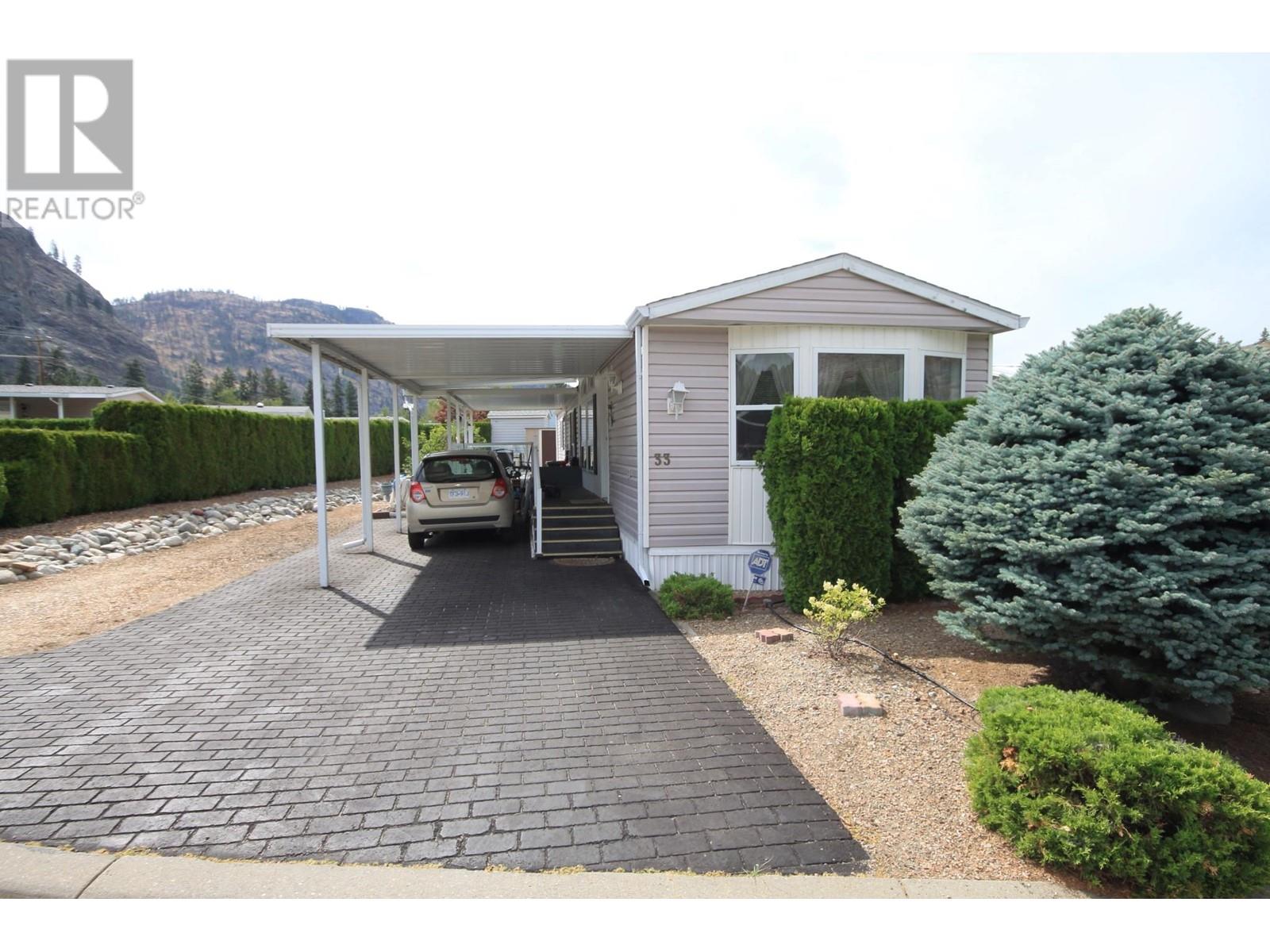 8598 Hwy 97 Unit# 33, Oliver