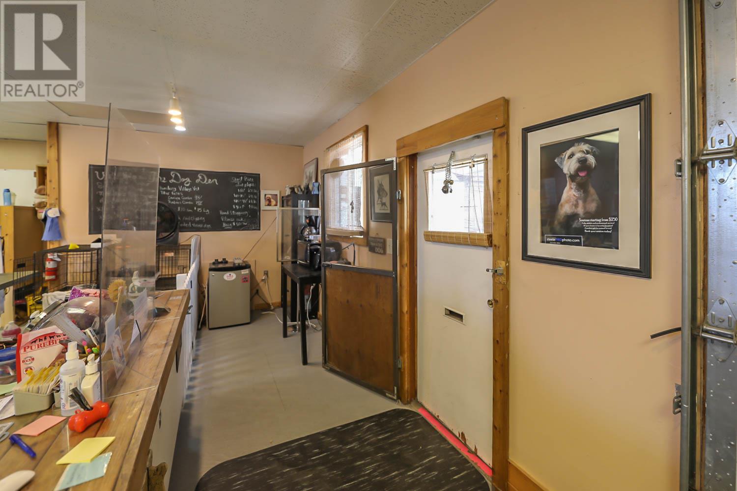10122 & 10124 Main Street, Summerland