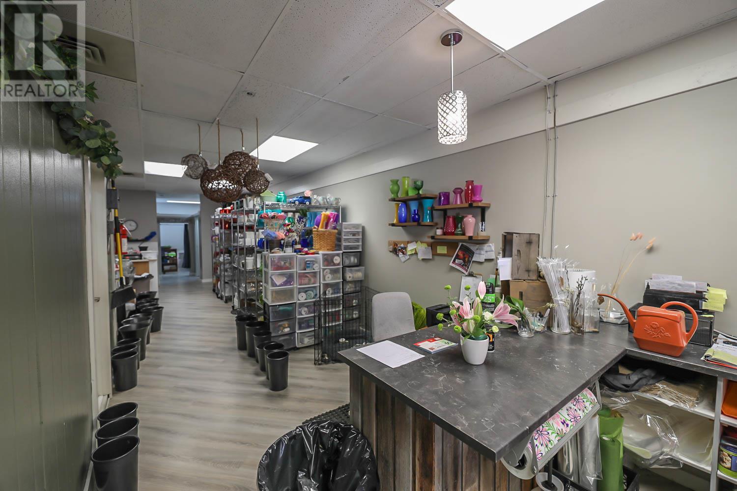 10122 & 10124 Main Street, Summerland