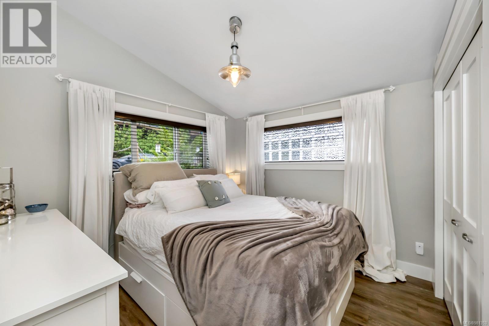 244 6596 Baird Rd, Port Renfrew