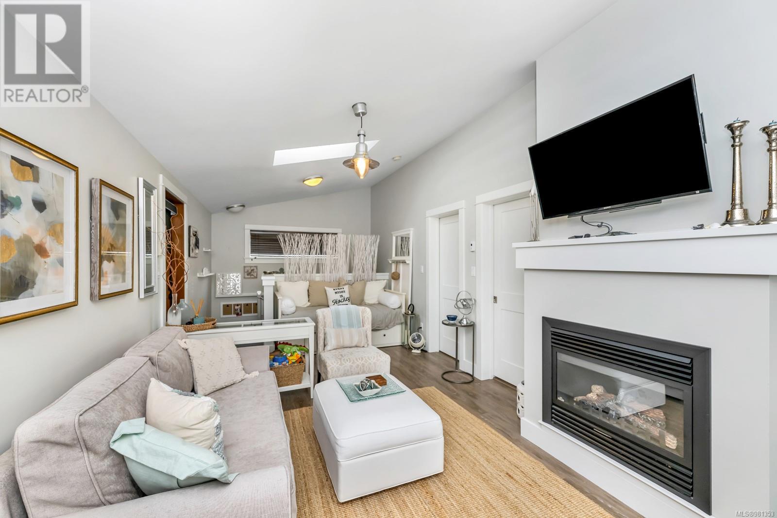 244 6596 Baird Rd, Port Renfrew