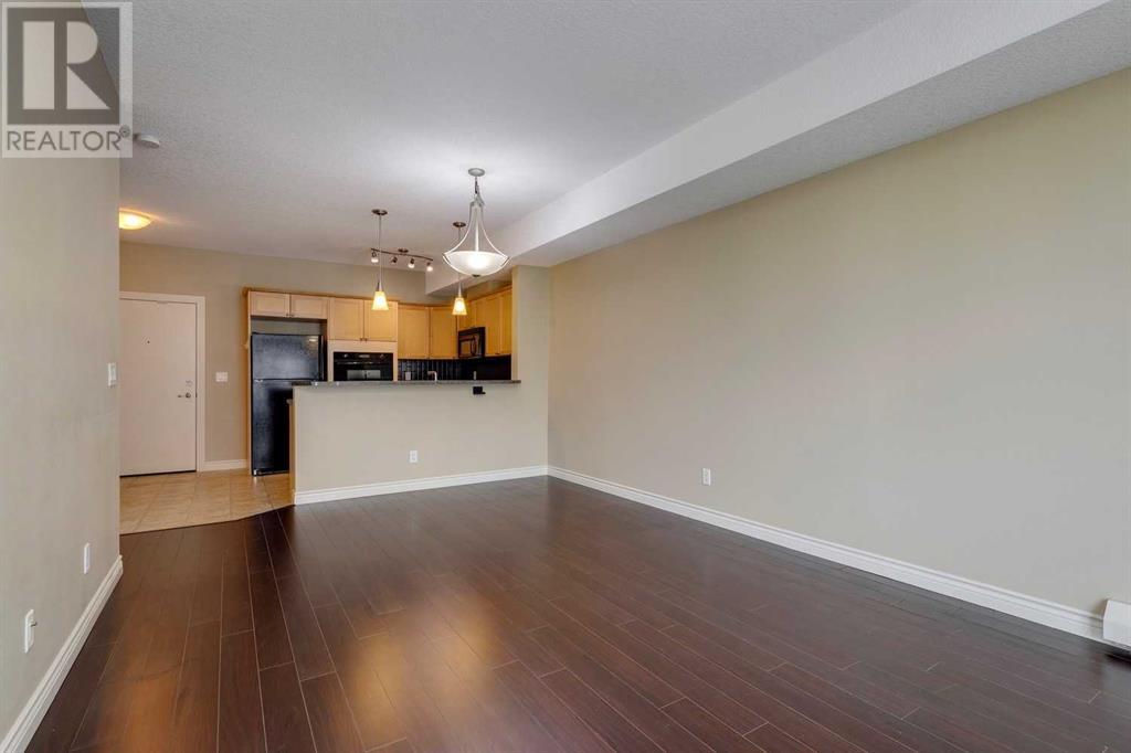 Single Family House Low rise for Sale in   Royal Oak Plaza NW Royal Oak Calgary 