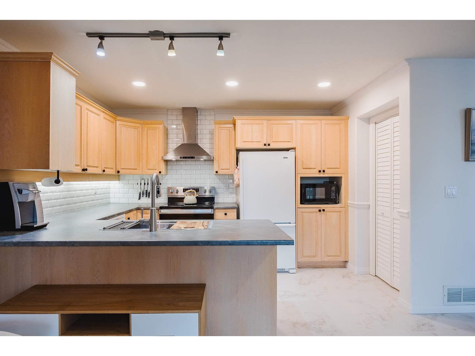 7 4001 OLD CLAYBURN ROAD, Abbotsford real estate listing R2941041