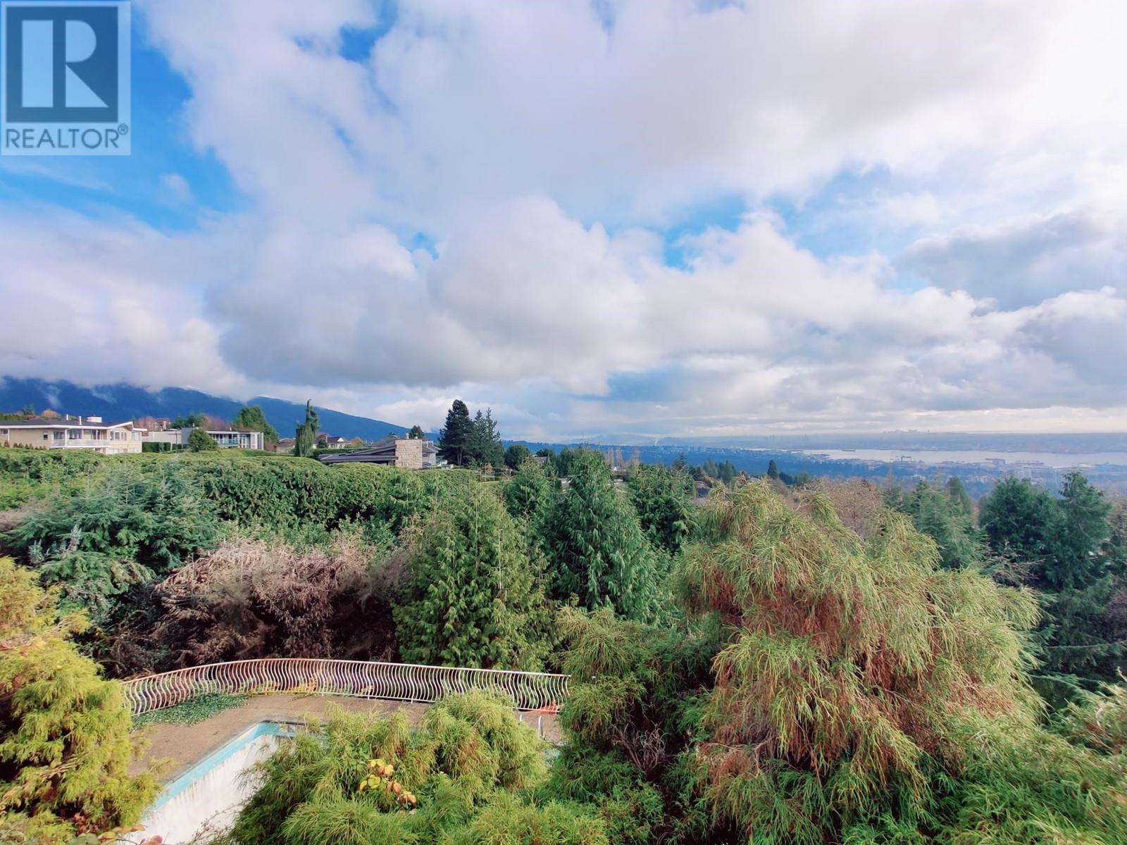 1318 CRESTWELL ROAD, West Vancouver real estate listing R2945849