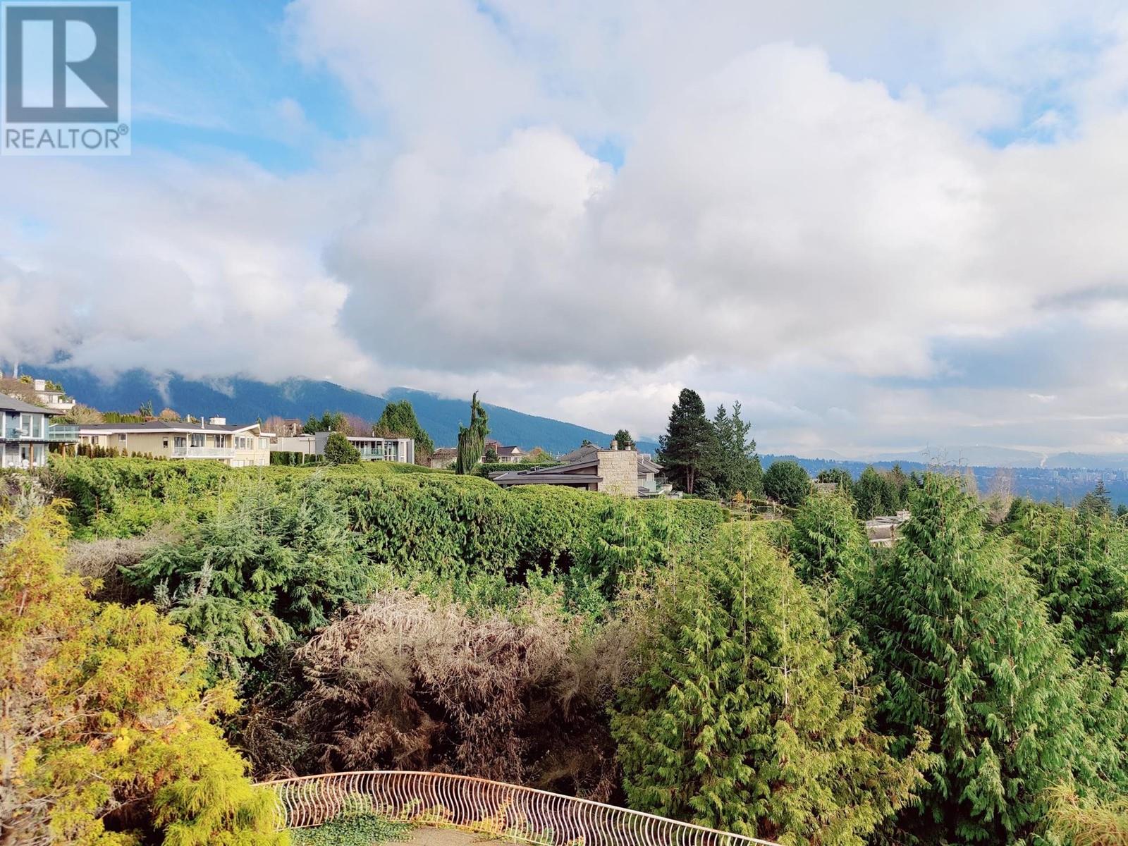 1318 CRESTWELL ROAD, West Vancouver real estate listing R2945849