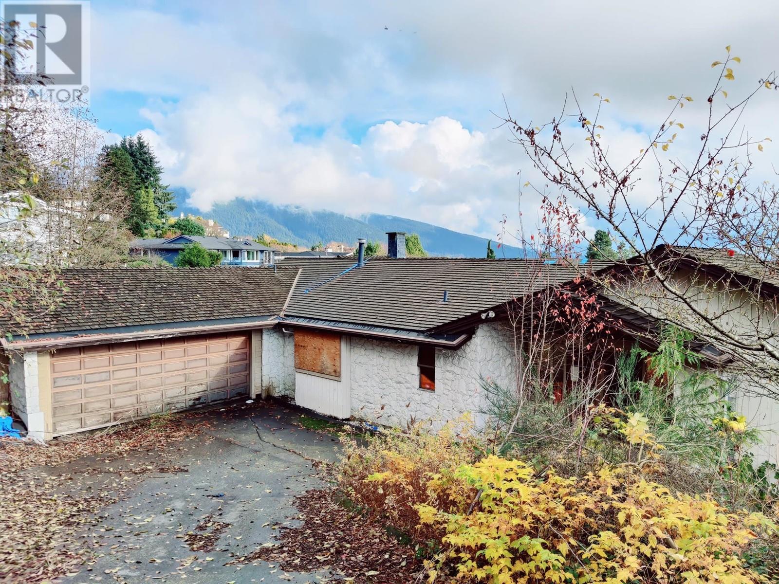 1318 CRESTWELL ROAD, West Vancouver real estate listing R2945849