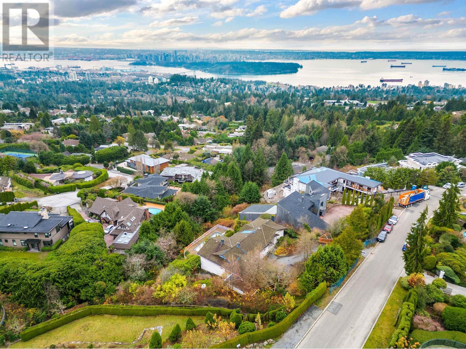 1318 CRESTWELL ROAD, West Vancouver real estate listing R2945849