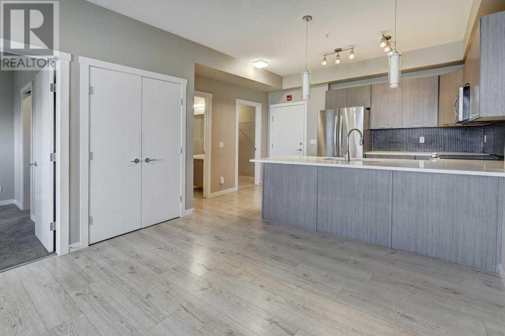 Single Family House Low rise for Sale in   Sherwood Square NW Sherwood Calgary 