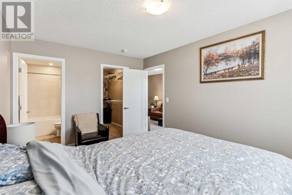 Single Family House for Sale in  Yorkville Avenue SW Yorkville Calgary 