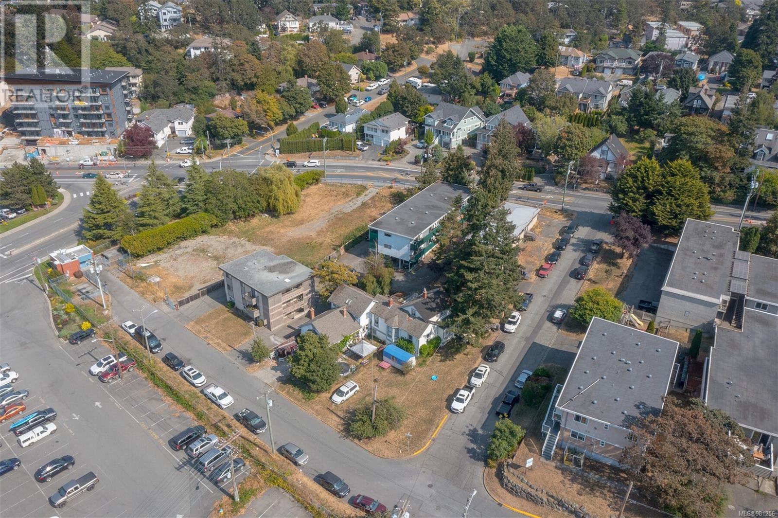 656 ADMIRALS RD - 10