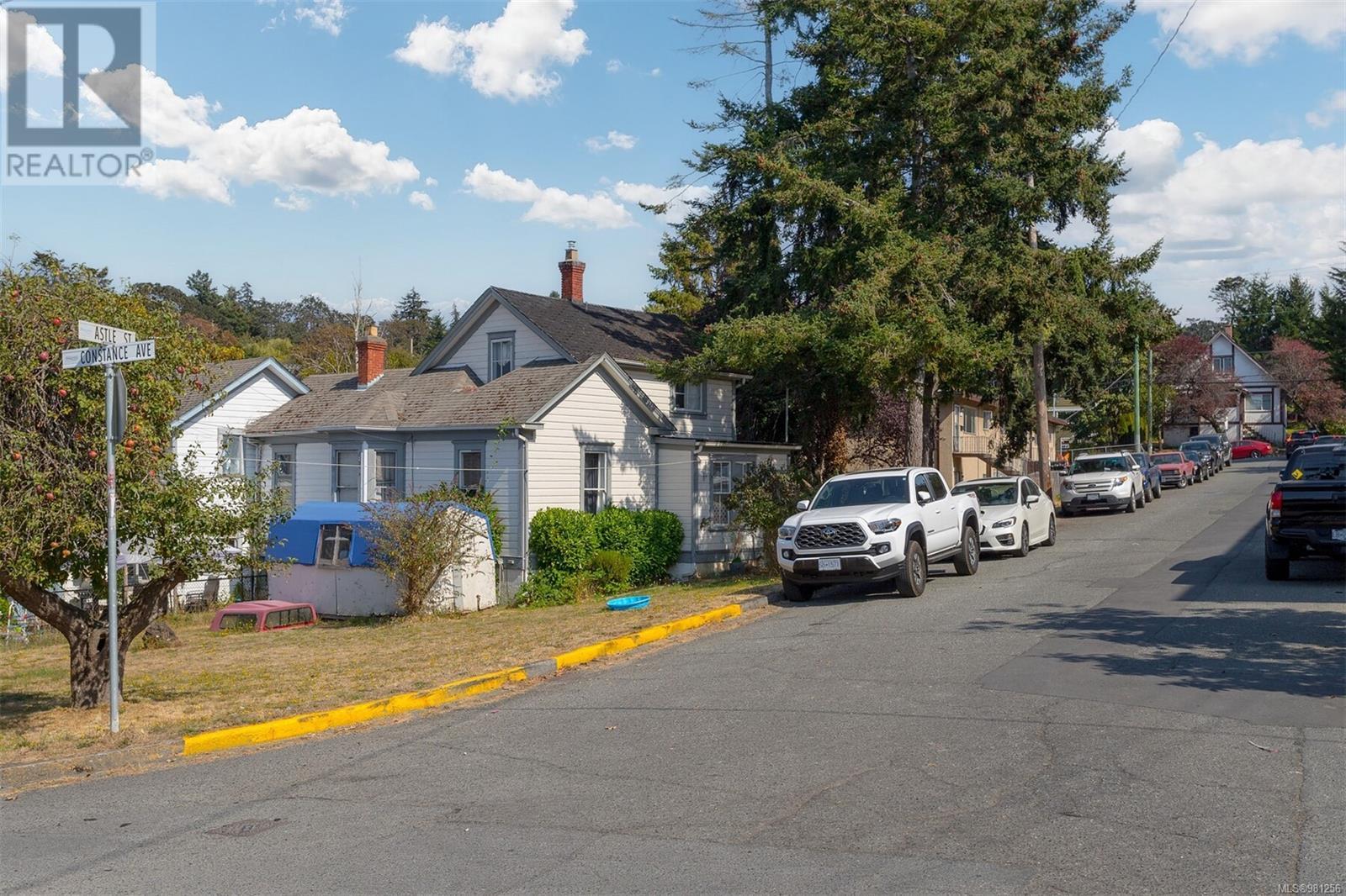 656 ADMIRALS RD - 19