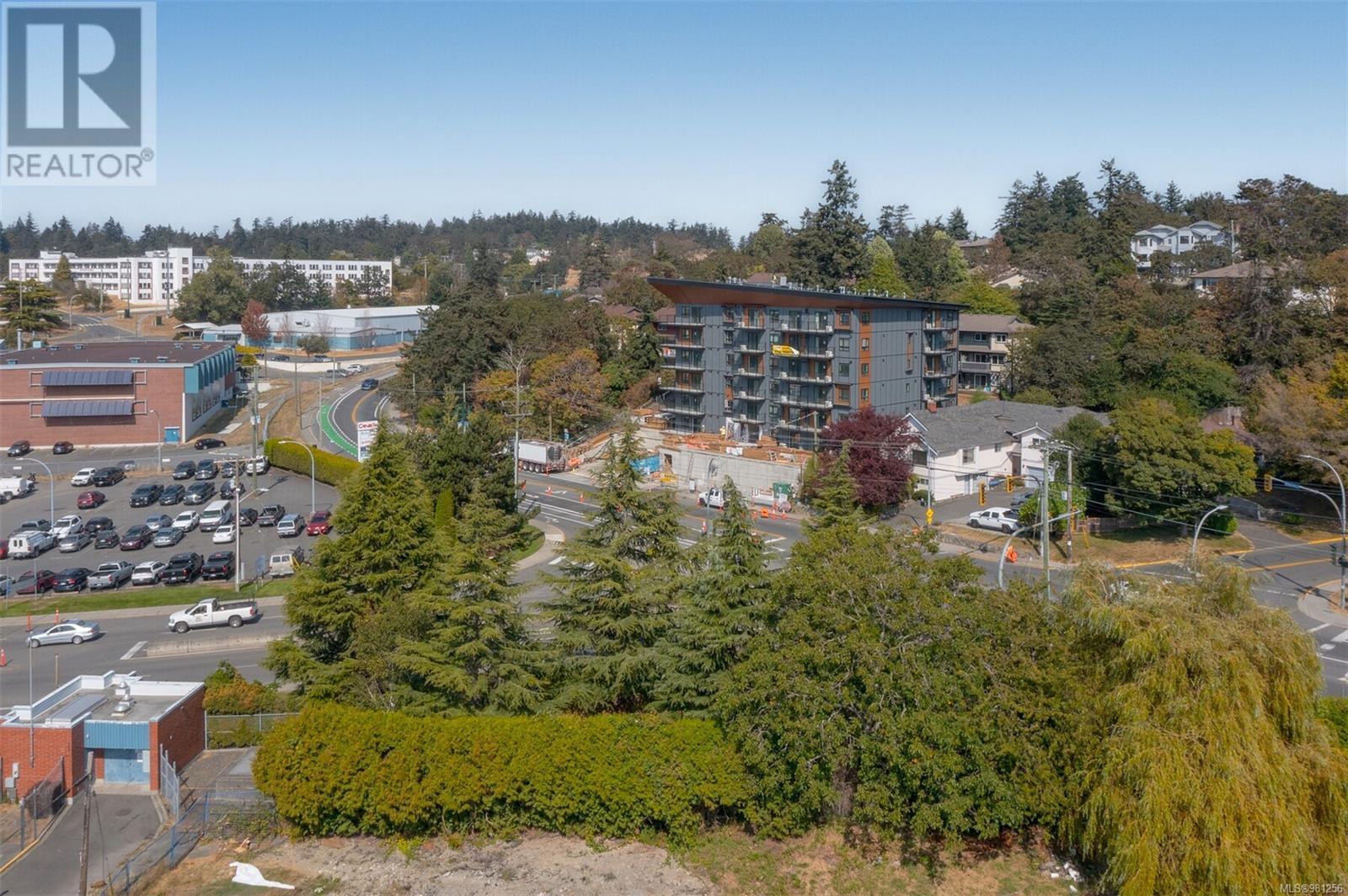 656 ADMIRALS RD - 26