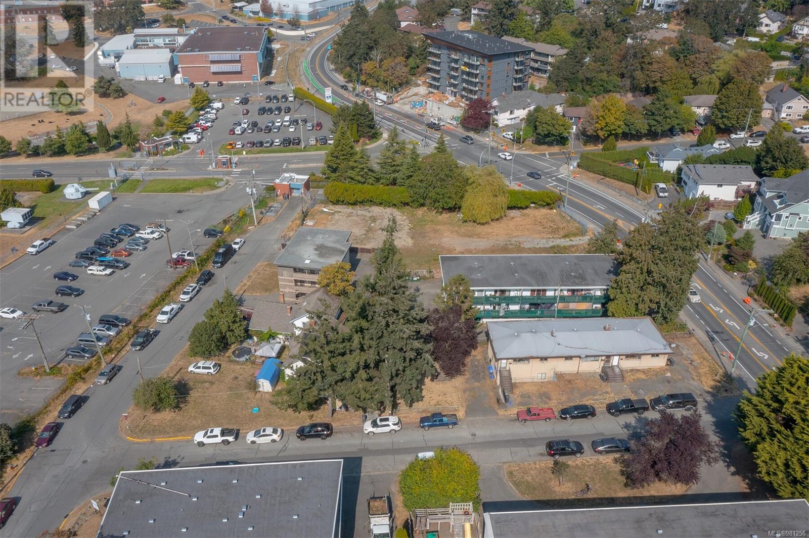 656 ADMIRALS RD - 5