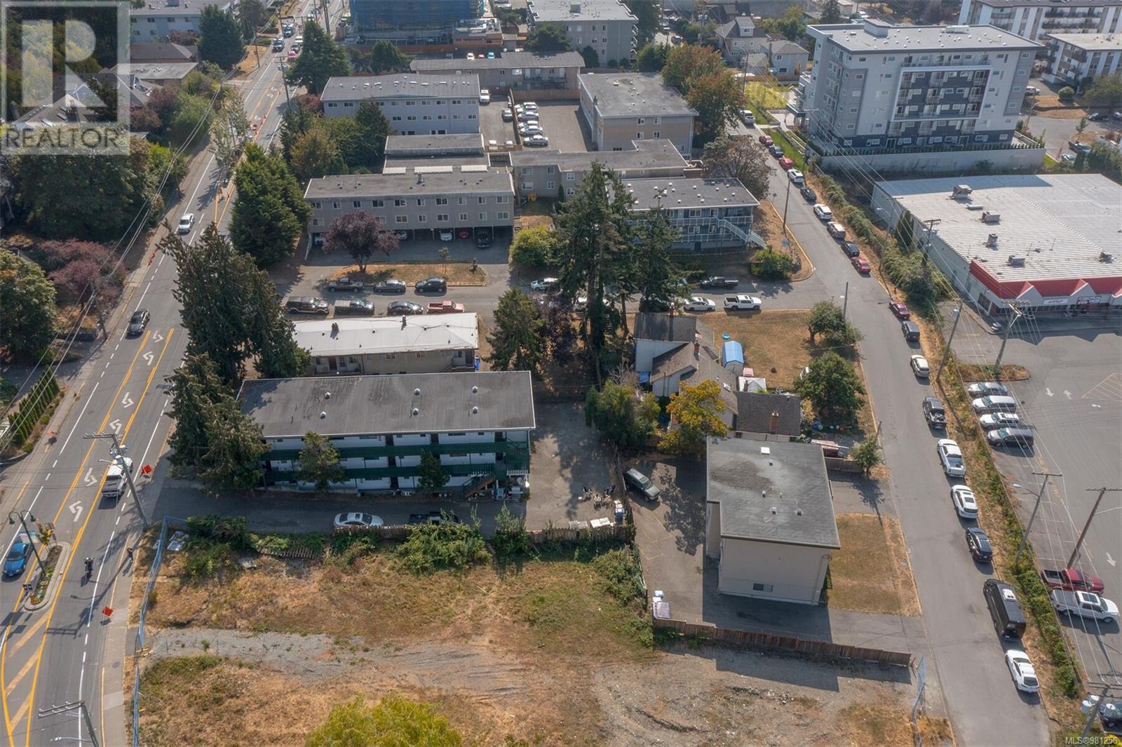 656 ADMIRALS RD - 6