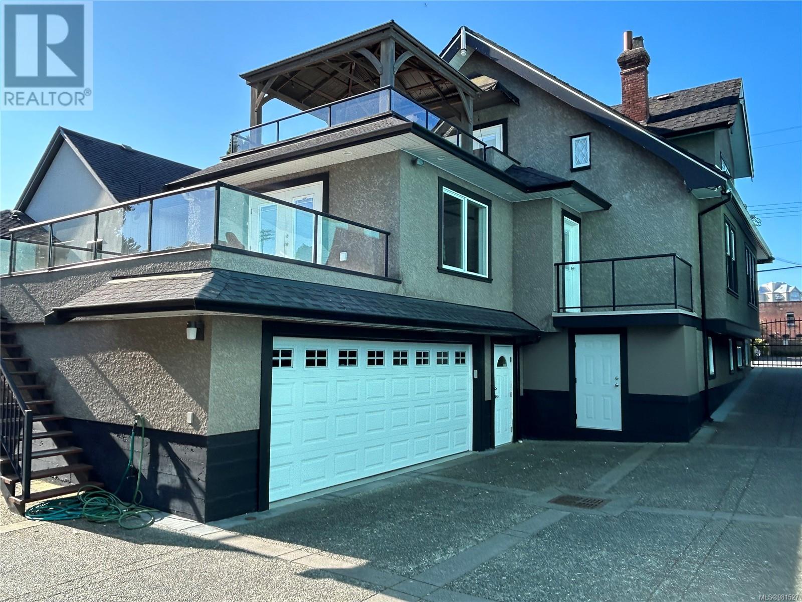 Photo 17 of 1012 North Park St, Victoria BC