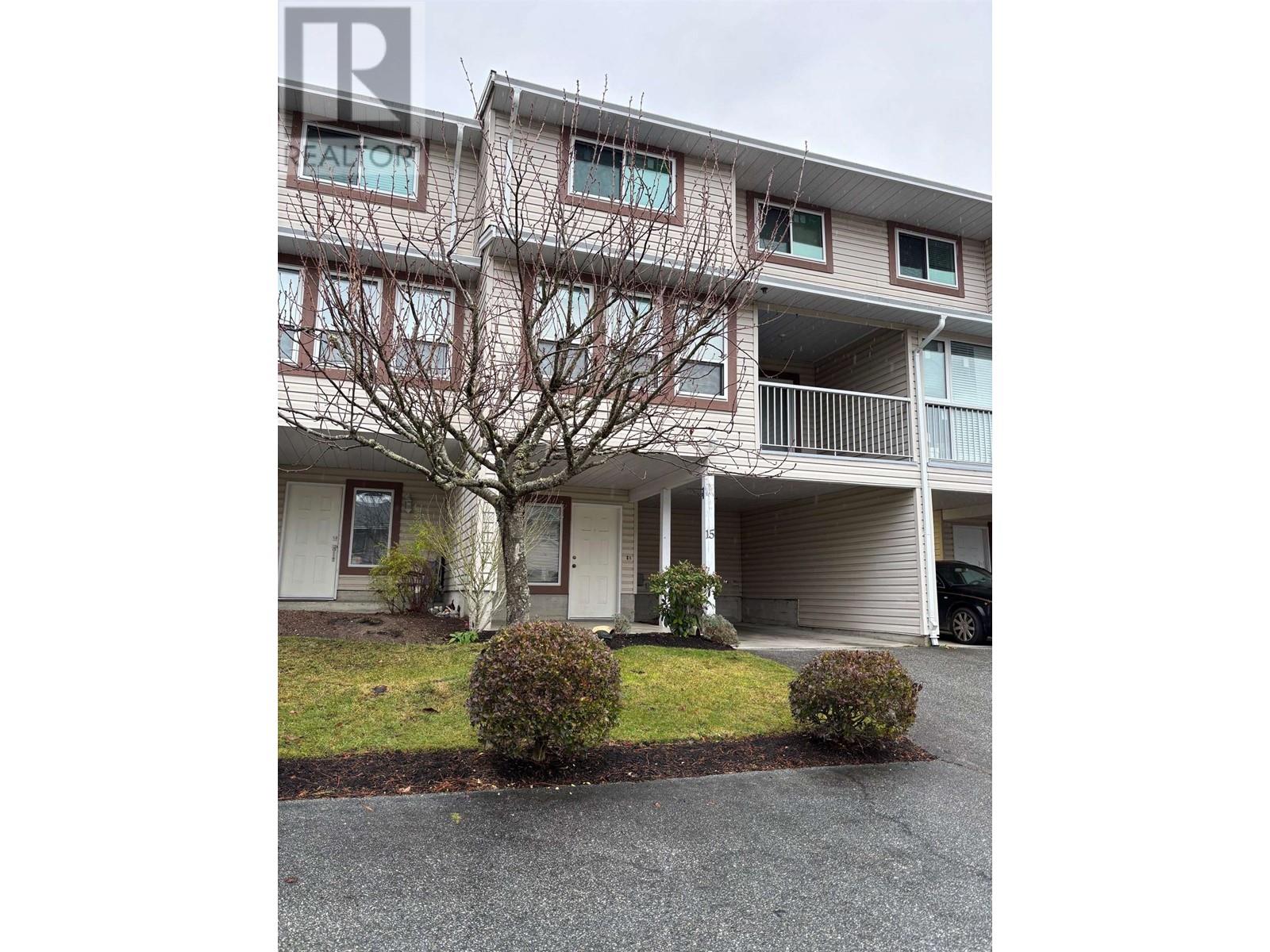 15 765 SCHOOL ROAD, Gibsons