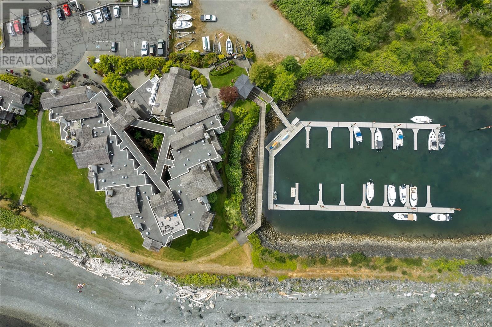 3207 27 Island Hwy S, Campbell River real estate listing 981538