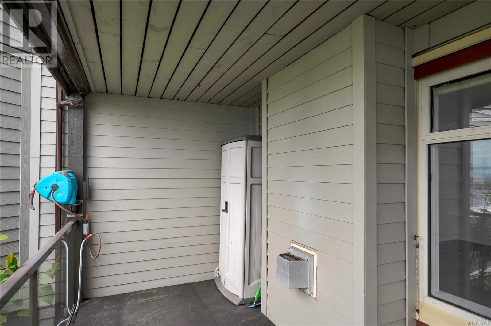 3207 27 Island Hwy S, Campbell River real estate listing 981538