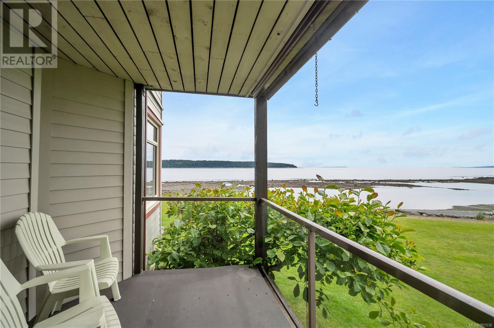 3207 27 Island Hwy S, Campbell River real estate listing 981538
